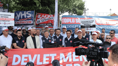 Sesini duyuramayan memur, Hükümete dumanla mesaj gönderdi