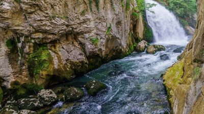Batı Karadeniz Bölgesi’nin saklı güzelliği! Aşk acısını dindiren şelale