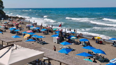 Akçakoca'da denize girişler yasaklandı!