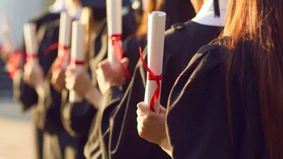 Sahte diploma krizini böyle değerlendirdi: 'Eğitim sistemi bitmiştir'