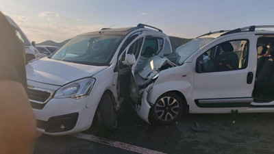 Bingöl’de trafik kazası! 11 yaralı
