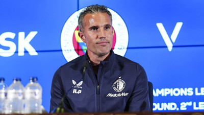 Feyenoord Teknik Direktörü Robin van Persie: 'Burada turu geçmek istiyoruz'