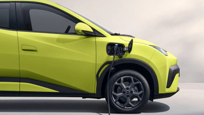 Elektrikli araç üretiminde küresel ölçekte yaşanan rekabet otomotivde yeni pazar savaşları yaşanmasına neden oluyor