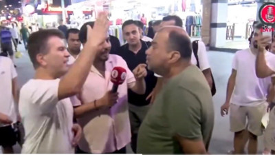 Atatürk'e Ermeni diyen adam kaçtı! Bakın o kişi nasıl dayak yedi