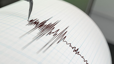 Sındırgı'da sabaha karşı korkutan deprem!
