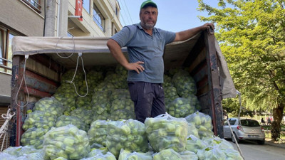 5 ton dolma biberi ücretsiz dağıttı