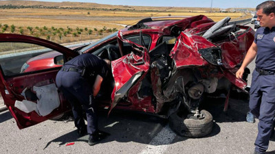 Ankara-Niğde Otoyolu'nda feci kaza! Ölü ve yaralılar var