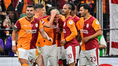 Galatasaray'dan 3-0'lık galibiyet! Sarı-kırmızılılar Fatih Karagümrük'ü mağlup etti