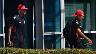 Benfica, Fenerbahçe maçı için İstanbul'a geldi