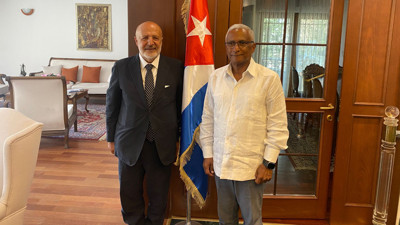 Vatan Partisi’nden Küba Büyükelçiliğine ziyaret