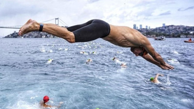 İstanbul'da Rus yüzücüden haber alınamıyor: Boğaz'da düzenlenen yarışmaya katılmıştı