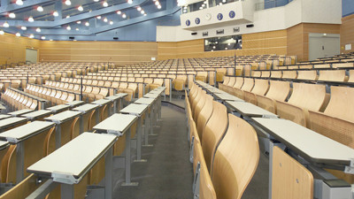 Yerleşen çok, devam eden az: 300 bin öğrenci üniversiteyi yarıda bıraktı