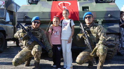 Zırhlı askeri ambulanslar Samsun'da ilgi odağı oldu