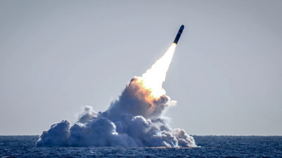 Pekin Trump'ın önerdiği üçlü nükleer anlaşmaya soğuk: 'Zaten en küçük cephanelik bizde'