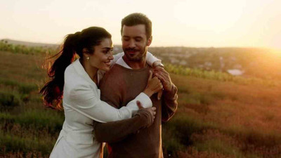 Barış Arduç ve Hande Erçel'in yeni dizisi Aşk ve Gözyaşı gün sayıyor! Dizinin yayın tarihi belli oldu