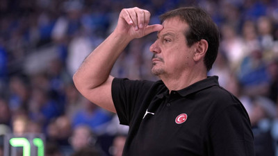 A Milli Basketbol Takımı Başantrenörü Ergin Ataman, Estonya galibiyetini değerlendirdi