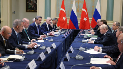 Cumhurbaşkanı Erdoğan: Putin'i ülkemize bekliyoruz