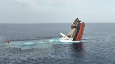 Yemen ordusu Kızıldeniz'de İsrail gemisini hedef aldı