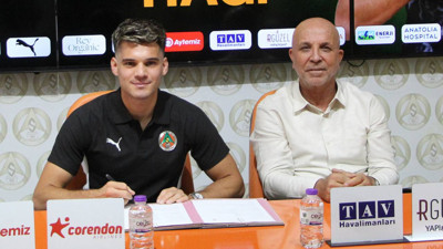 Alanyaspor, Ianis Hagi'yi kadrosuna kattı