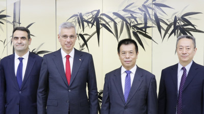 Sağlık Bakanı Prof. Dr. Kemal Memişoğlu Çin'de