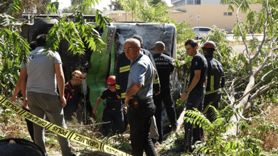 Direksiyonda fenalaştı: Korkunç kazada otobüs şoförü yaşamını yitirdi