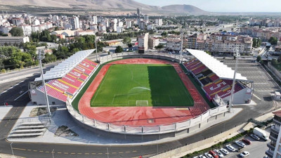 Niğde 5 Şubat Şehir Stadı Kahramanmaraşspor maçıyla açıldı