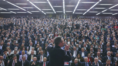 CHP'nin olağanüstü kurultayına iptal başvurusu: YSK ne karar verecek?