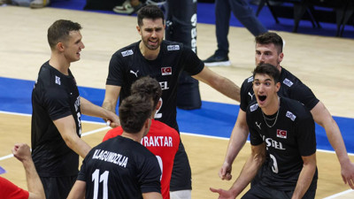 Türkiye'nin son 16 turundaki rakibi belli oldu! Filenin Efeleri, Hollanda ile karşılaşacak