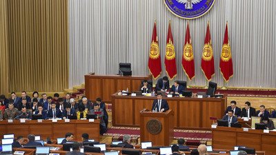 Milletvekilleri imza topluyor! Meclisin feshedilmesi an meselesi