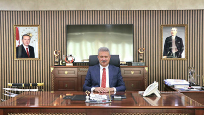 AK Partili Belediye Başkanı Ahmet Sungur gözaltına alındı