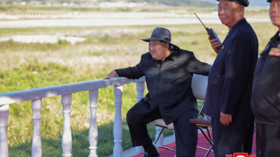 Kim Jong-un İHA testlerini denetledi: Kumsong taktik saldırı dronu sahneye çıktı