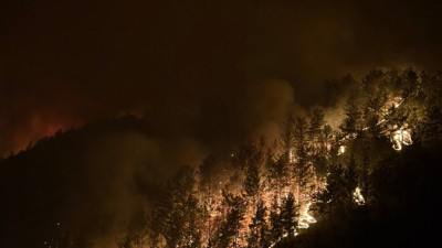218 ev boşaltıldı, 582 kişi tahliye edildi...Antalya ve Muğla'da orman yangını!