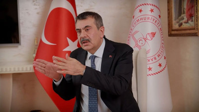 Bakan Tekin, etnik ve mezhepsel eğitime kapı araladı