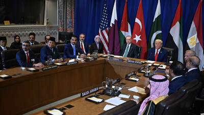 Trump'tan Müslüman liderlere Batı Şeria sözü! ABD basını yazdı