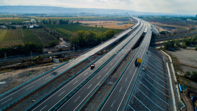 Dünyaya açılan gerçek Sinciang