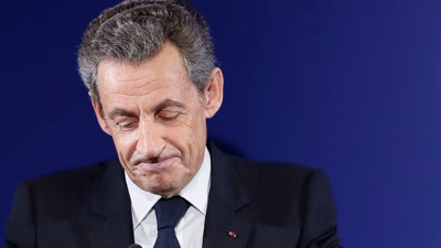 Eski cumhurbaşkanına hapis cezası! Suç örgütü kurmakla suçlandı