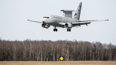 Türkiye NATO operasyonu kapsamında Baltık'a E-7T 'Barış Kartalı' uçağını konuşlandırdı