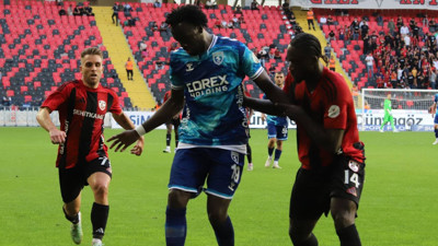 4 gollü maçta kazanan yok! Gaziantep FK ile Samsunspor berabere kaldı