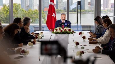 Plana Türk ve Arap bakanlardan destek