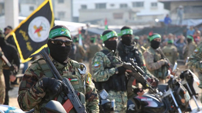 Serbest bırakılan İsrailli esir HAMAS'ı tehdit etti! HAMAS'tan yanıt geldi