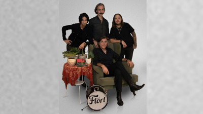 Flört’ten 25.yıl albümü