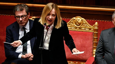 Meloni yoğun halk baskısı karşısında pes etti: İtalya da diğerleri gibi Filistin'i şartlı olarak tanıyacak