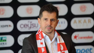 Antalyaspor'dan Emre Belözoğlu kararı! İstifası kabul edilmemişti