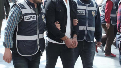 Nitelikli dolandırıcılara şafak operasyonu: Yüzlerce kişi tutuklandı!