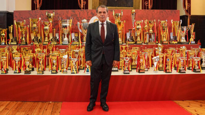 Galatasaray Başkanı Dursun Özbek: 'Galatasaray, Türk sporunun her alanında öncü olmayı sürdürmüştür'