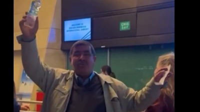 Havalimanı'nda suya 80 TL ödeyen vatandaşın tepkisi gülümsetti: 'Yüzde bin milyon para kazanılmaz'