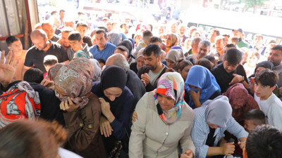 Yer: Kahramanmaraş... İndirim izdihama neden oldu