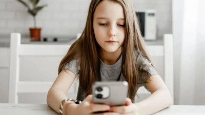 16 yaş altına sosyal medya yasağı! Yürürlüğe giriyor...