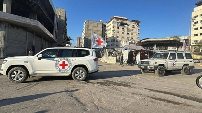 İsrail iki esirin daha cenazesini teslim aldı