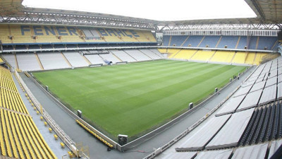 Chobani Stadı'nda hibrit çim yenileme işlemi